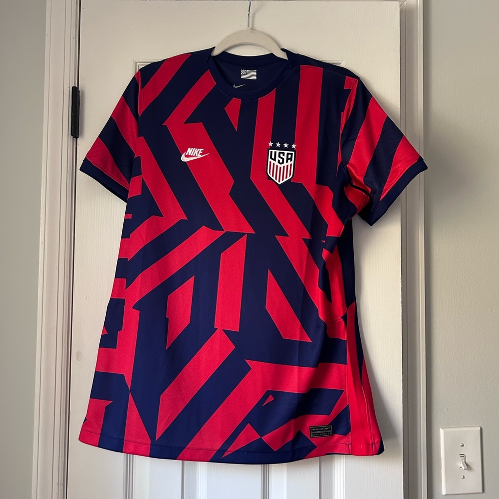 Official Nike Dri-FIT USWNT Women’s Soccer Jersey in Red and Navy Pattern